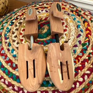 Allen Edmonds Cedar Shoe Shaper